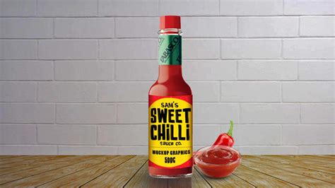 Free Hot Sauce Bottle&nbsp;Mockup